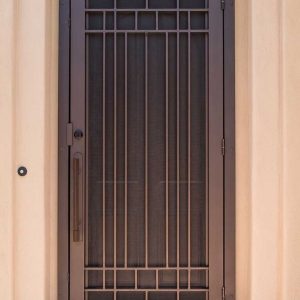 pintu besi