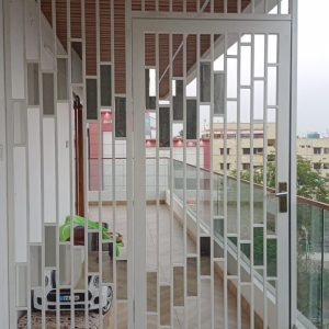 pintu besi