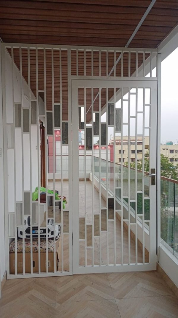 pintu besi